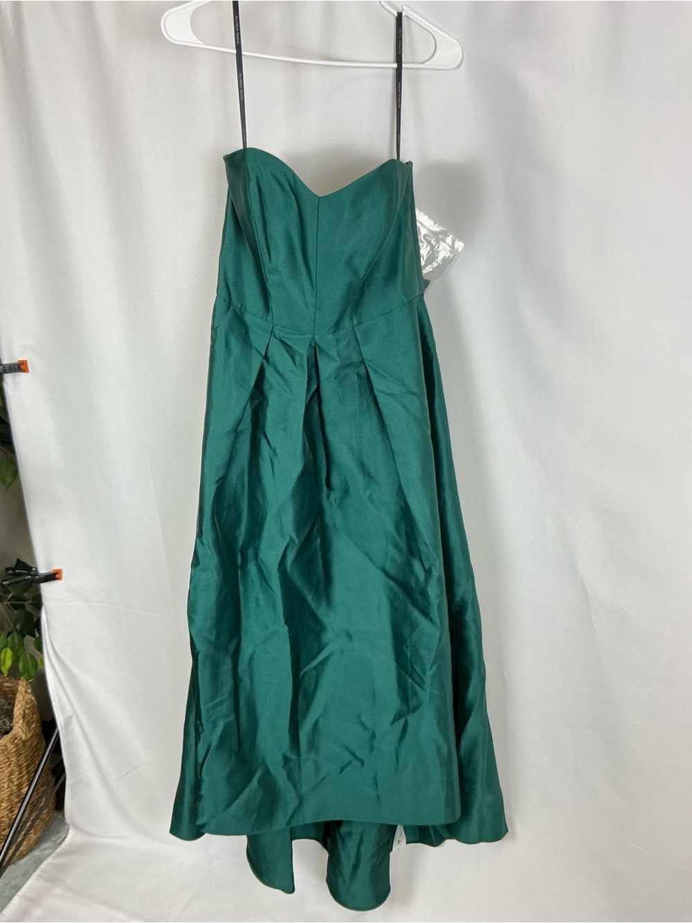 ALFRED SUNG Strapless Hunter Green Gown